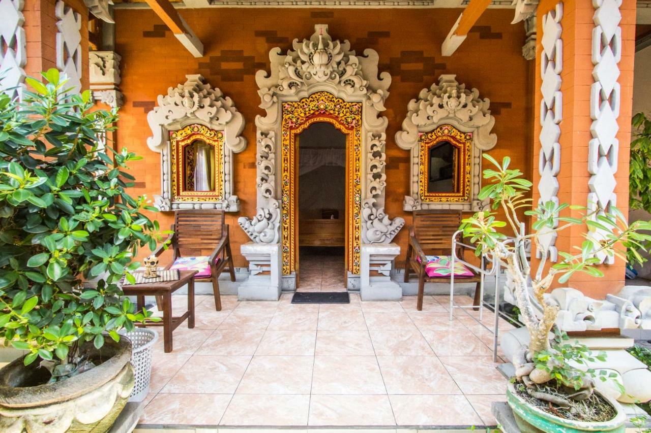 Pondok Wisata Elsa 2 Hotell Lovina Exteriör bild